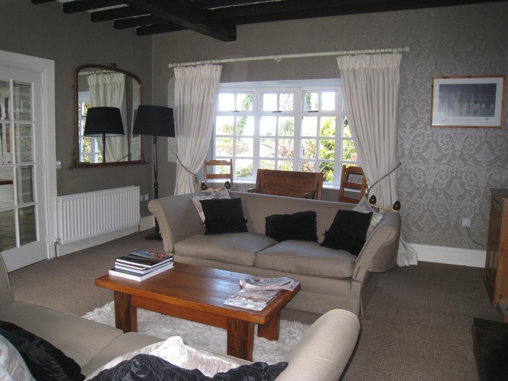 Shola Coach House B&B Coleraine Exterior foto